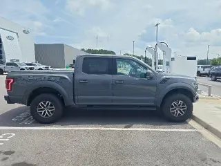 Ford F-150 2018 4x4 Raptor 4dr SuperCrew 5.5 ft. SB