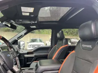 Ford F-150 2018 4x4 Raptor 4dr SuperCrew 5.5 ft. SB