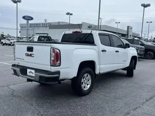 GMC Canyon 2018 4x2 Base 4dr Crew Cab 5 ft. SB
