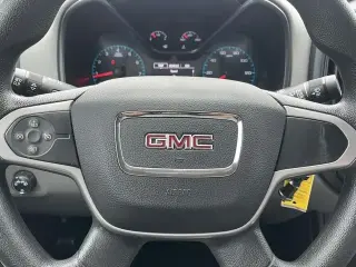 GMC Canyon 2018 4x2 Base 4dr Crew Cab 5 ft. SB