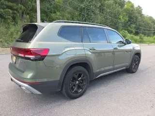 Volkswagen Atlas 2024 AWD Peak Edition SE 4Motion 4dr SUV w/Technology