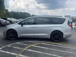Chrysler Pacifica 2024 Touring L 4dr Mini-Van