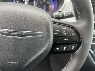 Chrysler Pacifica 2024 Touring L 4dr Mini-Van