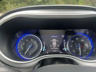 Chrysler Pacifica 2024 Touring L 4dr Mini-Van