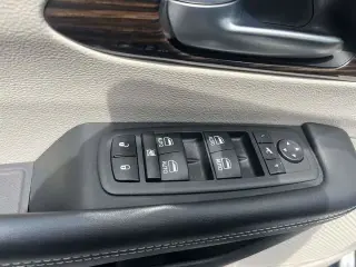 Chrysler Pacifica 2023 Limited 4dr Mini-Van