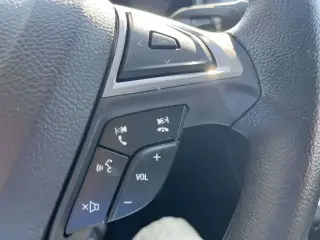 Ford Fusion 2018 SE 4dr Sedan