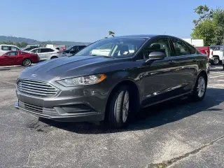 Ford Fusion 2018 SE 4dr Sedan