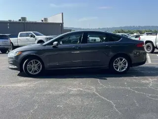 Ford Fusion 2018 SE 4dr Sedan