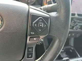 Toyota Tacoma 2018 4x4 TRD Pro 4dr Double Cab 5.0 ft SB 6M
