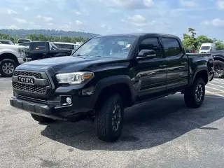 Toyota Tacoma 2018 4x4 TRD Pro 4dr Double Cab 5.0 ft SB 6M