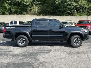 Toyota Tacoma 2018 4x4 TRD Pro 4dr Double Cab 5.0 ft SB 6M