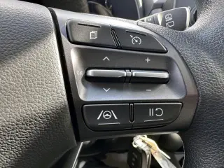 Hyundai KONA 2023 AWD SE 4dr Crossover