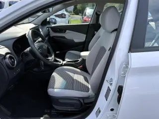 Hyundai KONA 2023 AWD SE 4dr Crossover