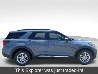 Ford Explorer 2025 AWD Active 4dr SUV