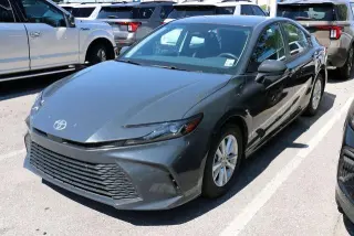 Toyota Camry 2025 SE 4dr Sedan