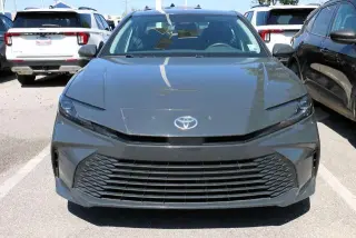 Toyota Camry 2025 SE 4dr Sedan