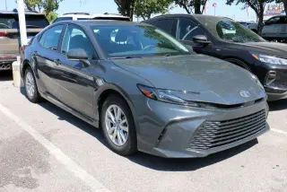 Toyota Camry 2025 SE 4dr Sedan