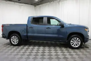 Chevrolet Silverado 1500 2024 4x4 Custom 4dr Crew Cab 5.8 ft. SB