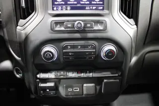 Chevrolet Silverado 1500 2024 4x4 Custom 4dr Crew Cab 5.8 ft. SB