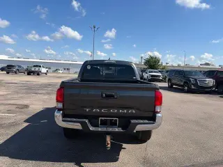 Toyota Tacoma 2017 4x4 TRD Pro 4dr Double Cab 5.0 ft SB 6A