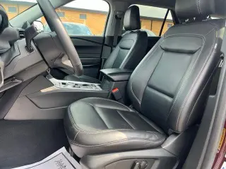 Ford Explorer 2023 AWD XLT 4dr SUV