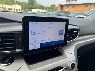 Ford Explorer 2023 AWD XLT 4dr SUV