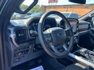 Ford F-150 2023 4x4 XLT 4dr SuperCrew 5.5 ft. SB