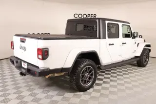 Jeep Gladiator 2022 4x4 Overland 4dr Crew Cab 5.0 ft. SB