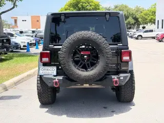 Jeep Wrangler Unlimited 2018 4x4 Sport 4dr SUV (midyear release)