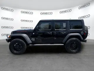 Jeep Wrangler Unlimited 2018 4x4 Sport 4dr SUV (midyear release)