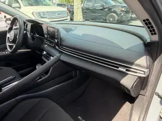 Hyundai ELANTRA 2022 SEL 4dr Sedan