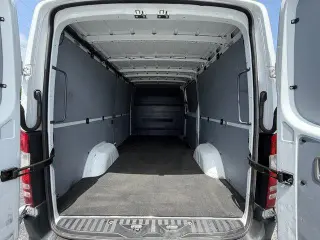 Mercedes-Benz Sprinter 2015 4x2 2500 3dr 144 in. WB Cargo Van