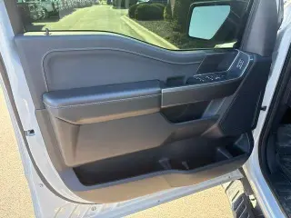 Ford F-150 2023 4x4 XLT 4dr SuperCrew 5.5 ft. SB