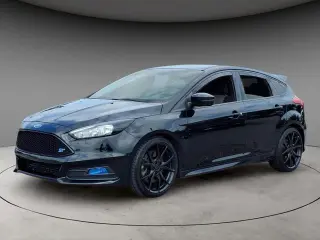 Ford Focus 2017 ST 4dr Hatchback