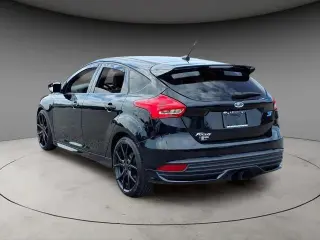 Ford Focus 2017 ST 4dr Hatchback