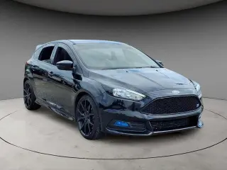 Ford Focus 2017 ST 4dr Hatchback