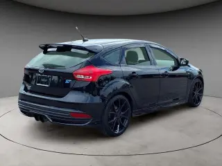 Ford Focus 2017 ST 4dr Hatchback