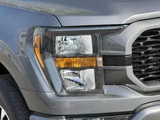 Ford F-150 2023 4x4 XL 4dr SuperCrew 5.5 ft. SB
