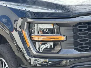 Ford F-150 2024 4x4 STX 4dr SuperCrew 5.5 ft. SB