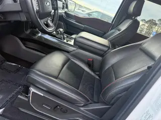 Ford F-150 2023 4x4 Lariat 4dr SuperCrew 5.5 ft. SB