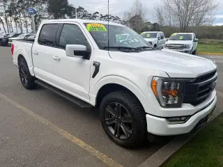 Ford F-150 2023 4x4 Lariat 4dr SuperCrew 5.5 ft. SB