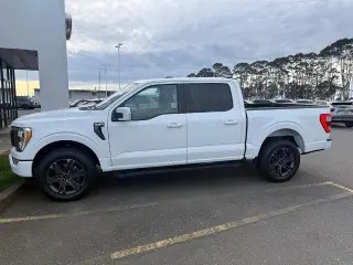 Ford F-150 2023 4x4 Lariat 4dr SuperCrew 5.5 ft. SB