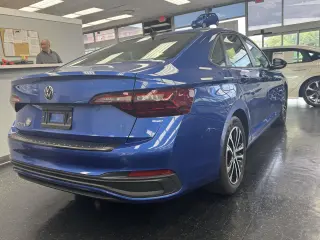 Volkswagen Jetta 2023 Sport 4dr Sedan 8A