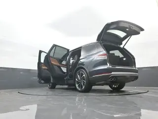Lincoln Aviator 2022 Reserve 4dr SUV