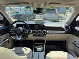 Mercedes-Benz GLB 2022 AWD GLB 250 4MATIC 4dr SUV