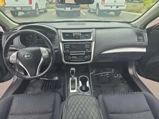 Nissan Altima 2018 2.5 SV 4dr Sedan