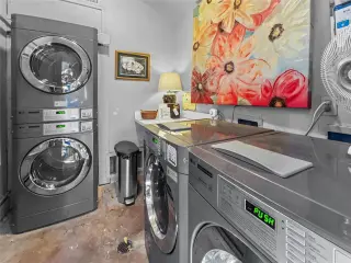 Propiedad en alquiler con 1 dormitorio y 1.5 baños en Dallas