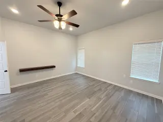 Propiedad en alquiler con 4 habitaciones y 3 baños en Killeen