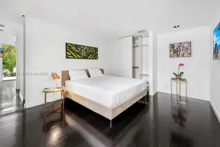 Propiedad en alquiler con 5 habitaciones y 3.5 baños en Miami
