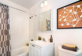 Propiedad en alquiler con 2 habitaciones y 1 baño en Chestnut Hill